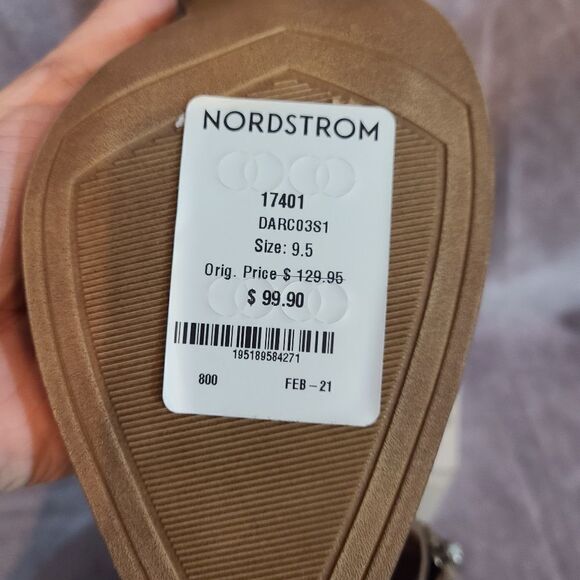 Steve Madden Darci Tan Pointed Toe Bootie Size 9.5 - Picture 4 of 7